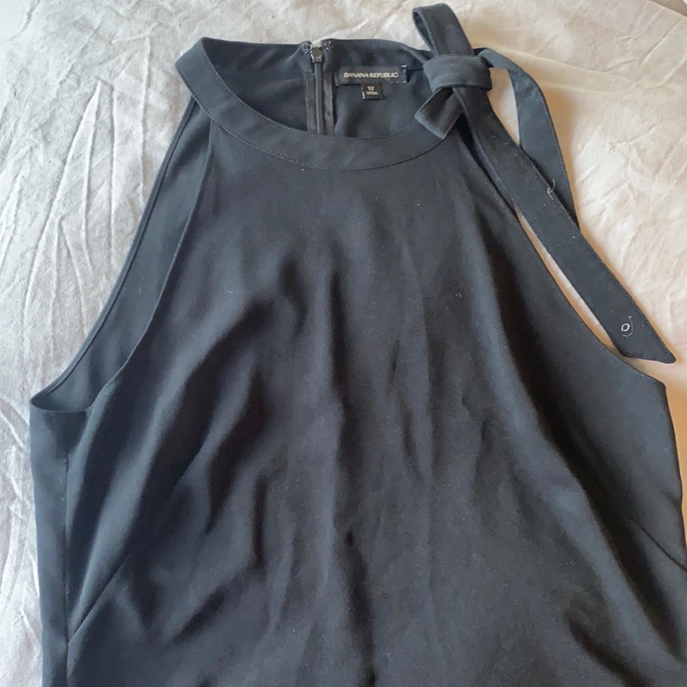 Banana republic top with bow